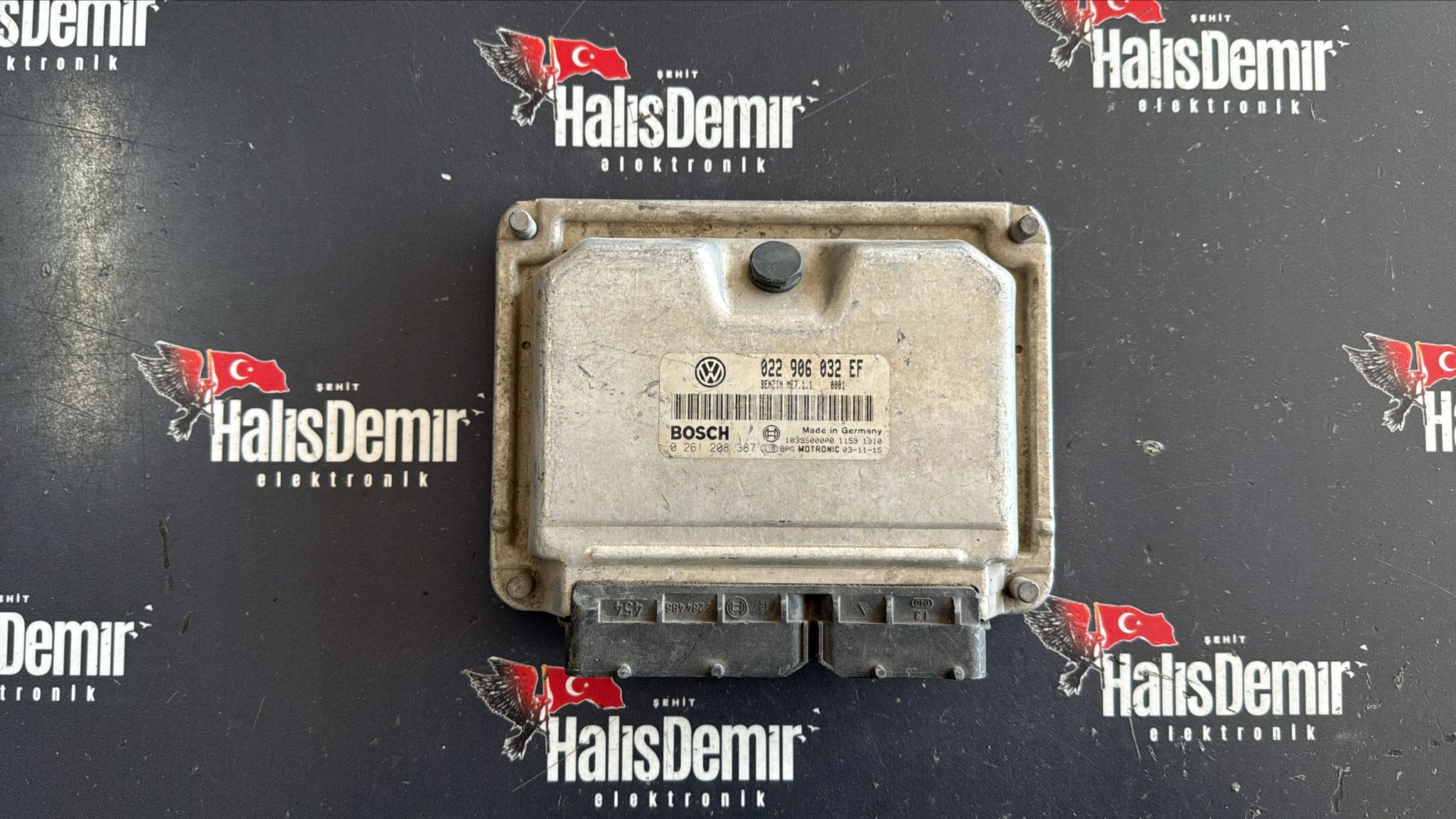 VOLKSWAGEN TOUAREG PORSCHE CAYENNE MOTOR BEYNİ 022906032EF