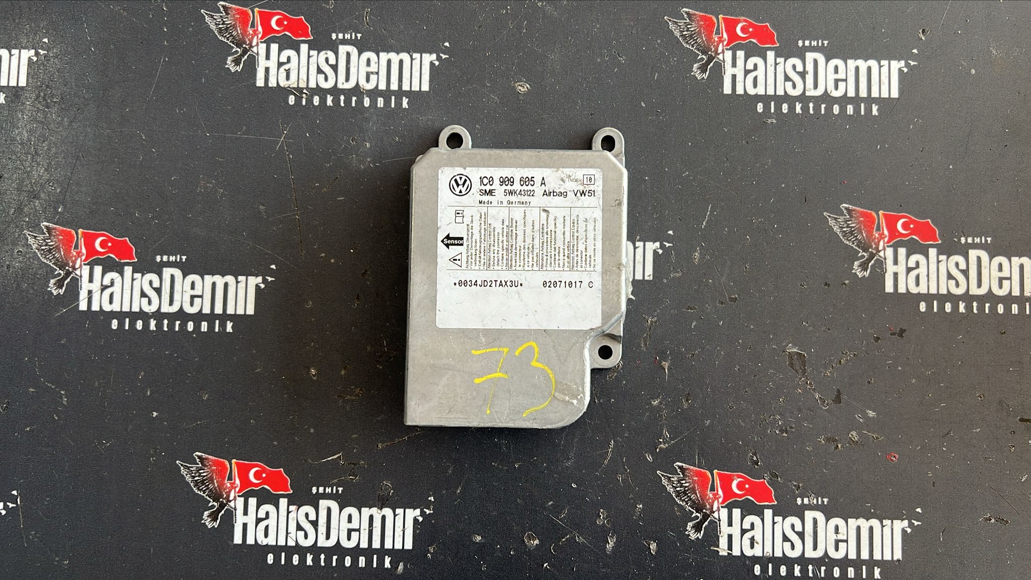 VOLKSWAGEN TRANSPORTER AİRBAG BEYNİ 1C0909605A