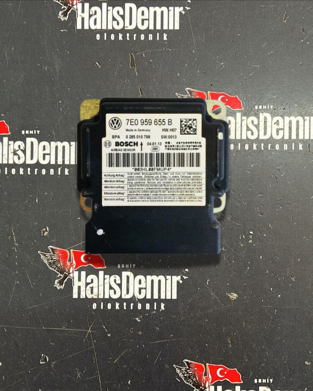VOLKSWAGEN TRANSPORTER CARAVELLA AİRBAG BEYNİ 7E0959655B