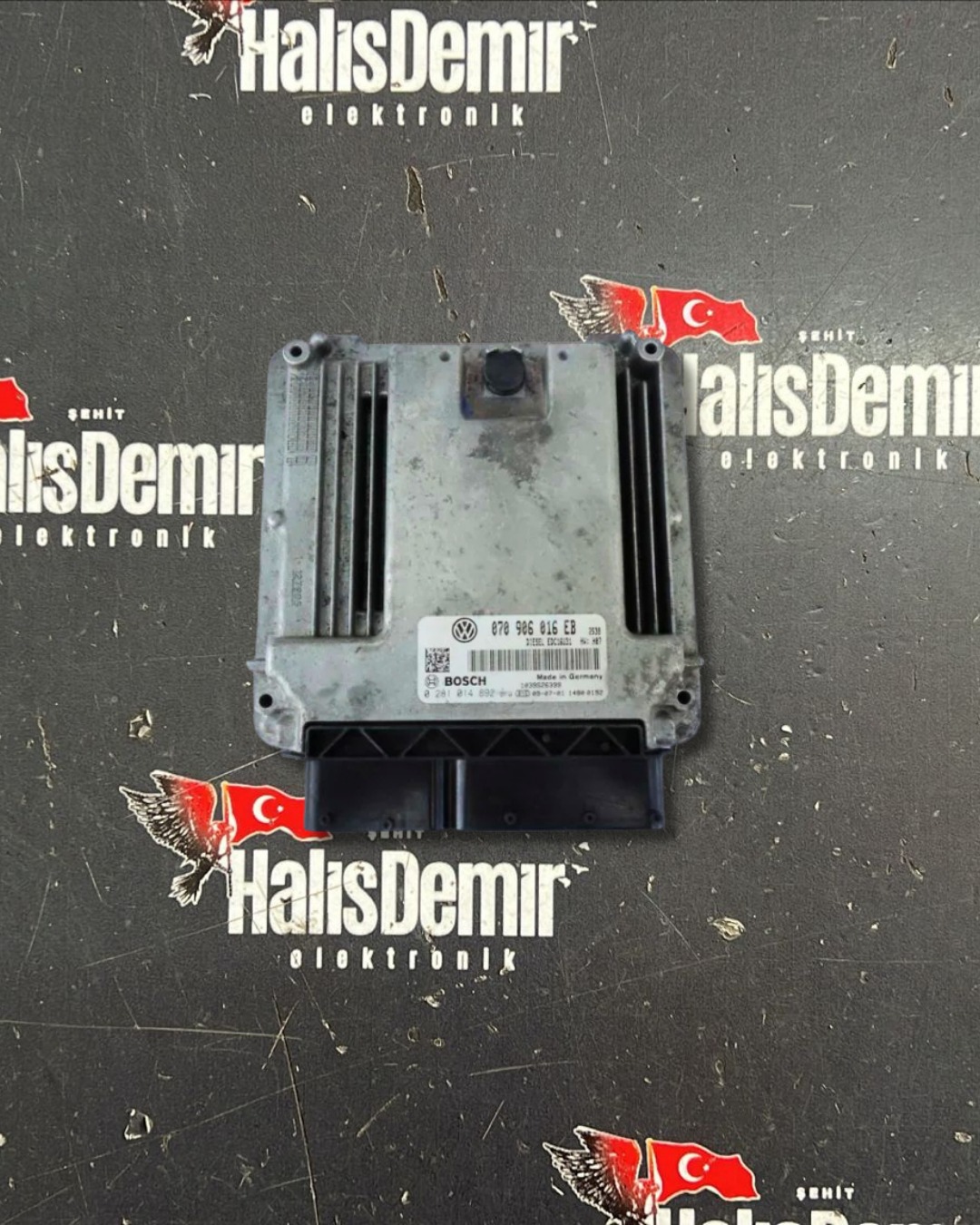 VOLSWAGEN TRANSPORTER T5 2.5 TDI MOTOR BEYNİ 0281014892 070906016