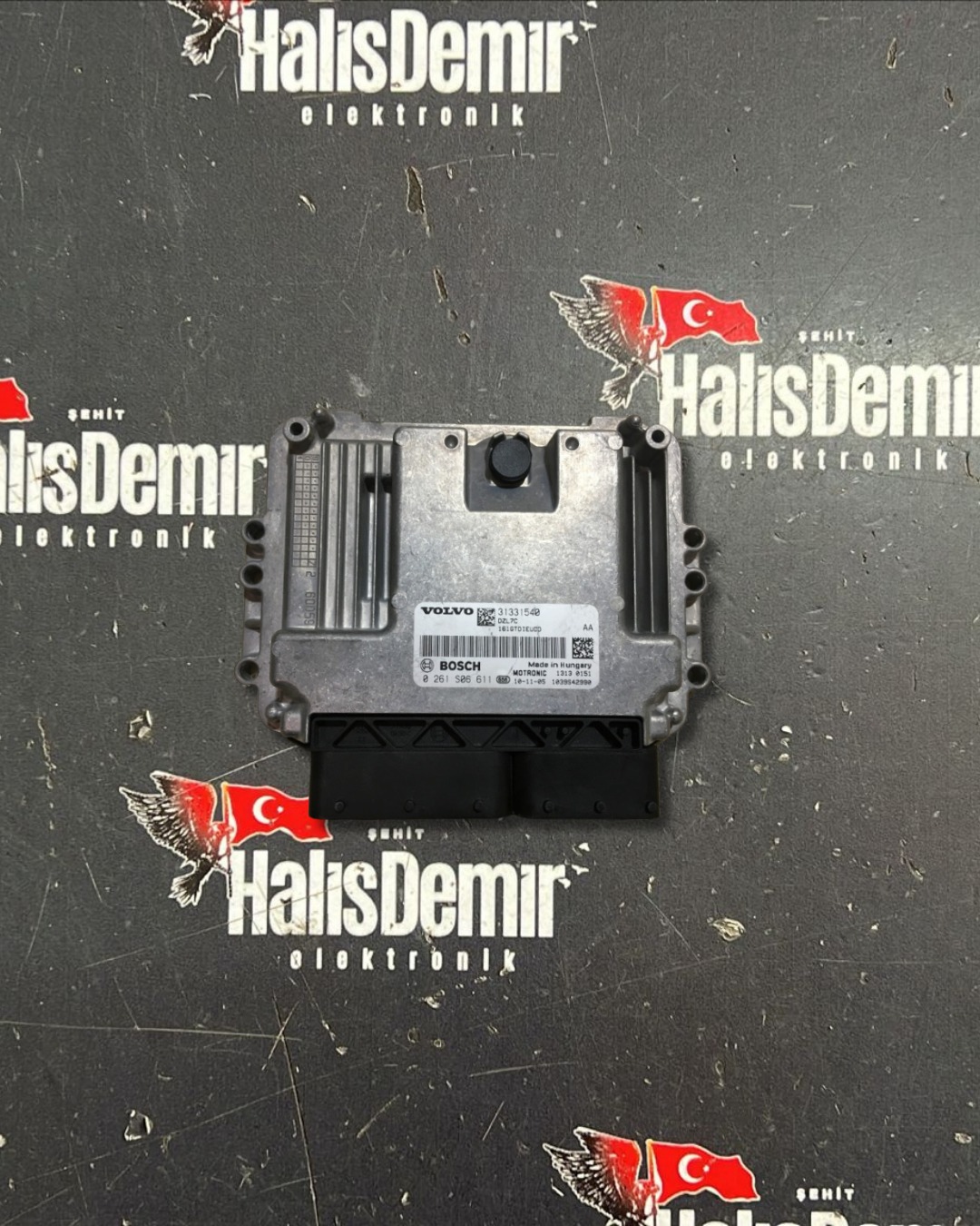 VOLVO S60 S80 MOTOR BEYNİ 31331540 0261S06611