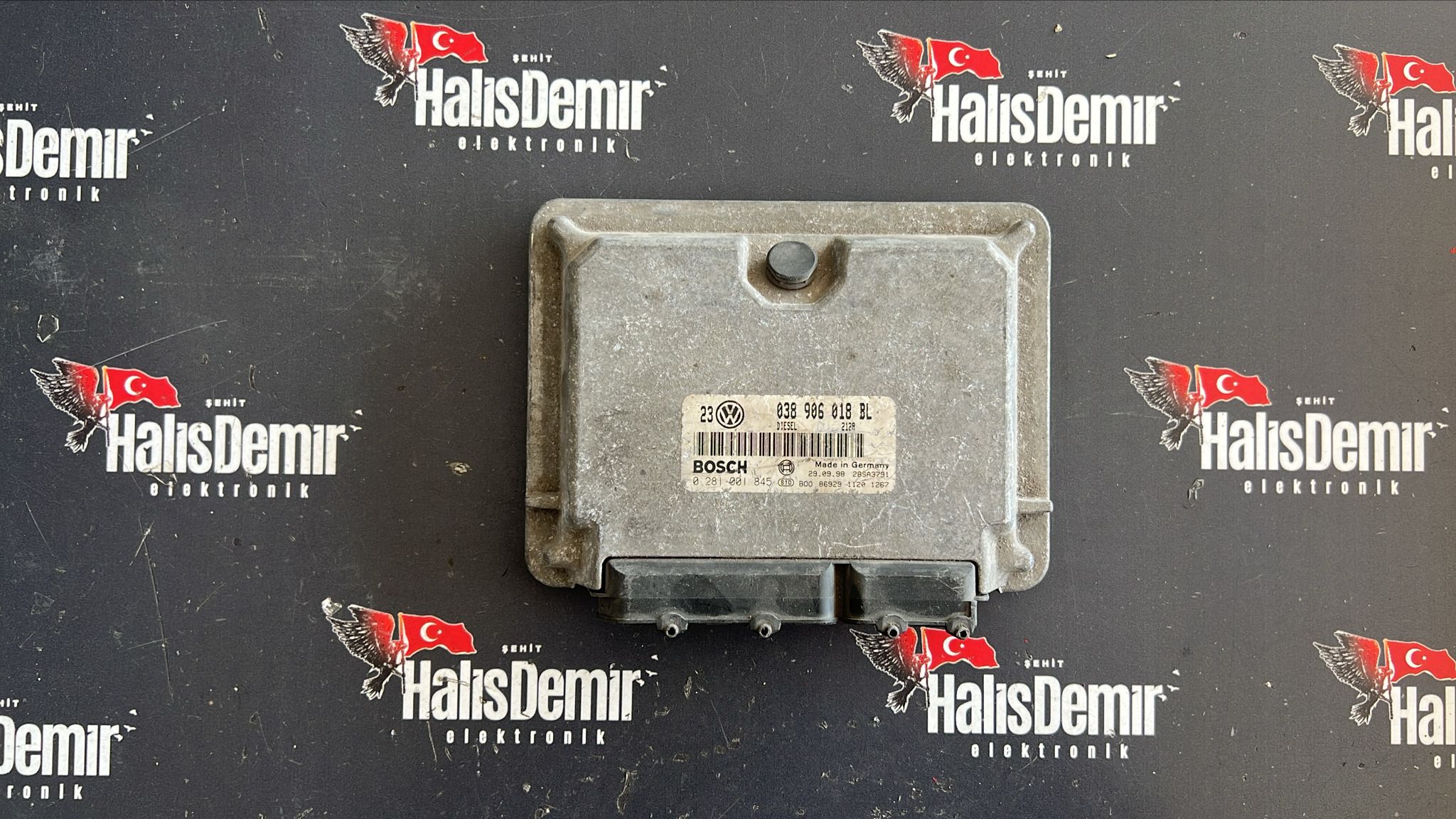 VW Golf Motor Beyni 038906018BL 0281001845 Garantili Çıkma