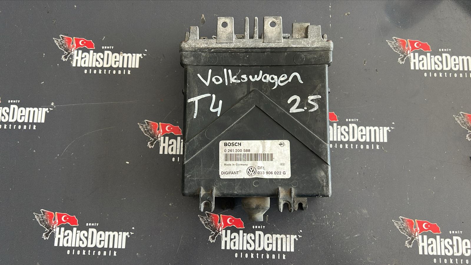 VW TRANSPORTER T4 2.5 MOTOR BEYNİ 0261200588