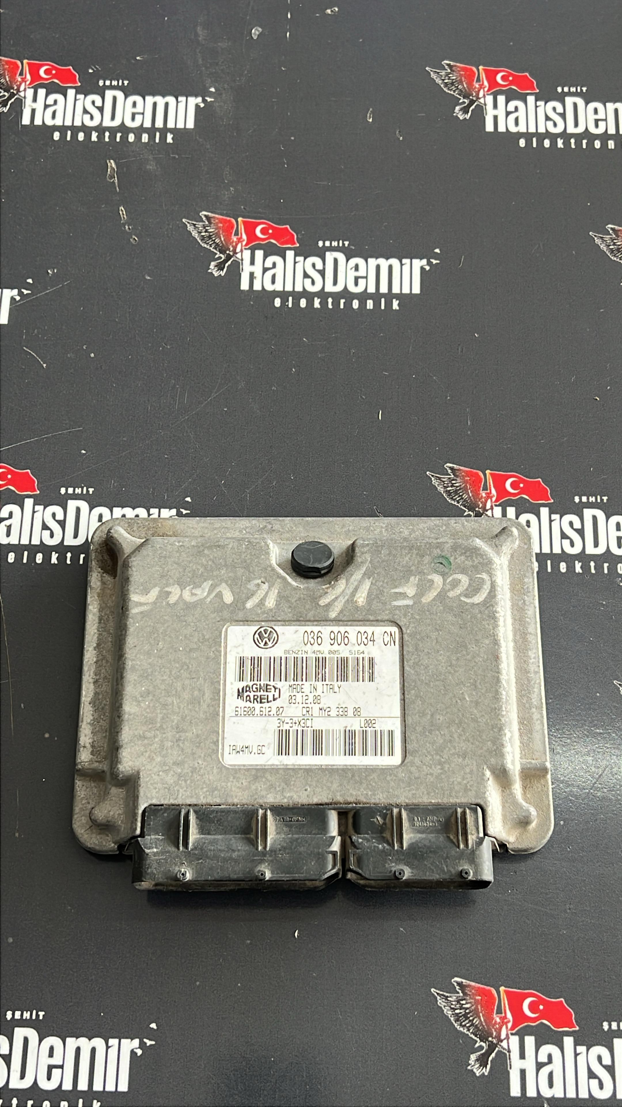 Volkswagen Golf Motor Beyni IAW4MV.GC 036906034CN 61600.612.04