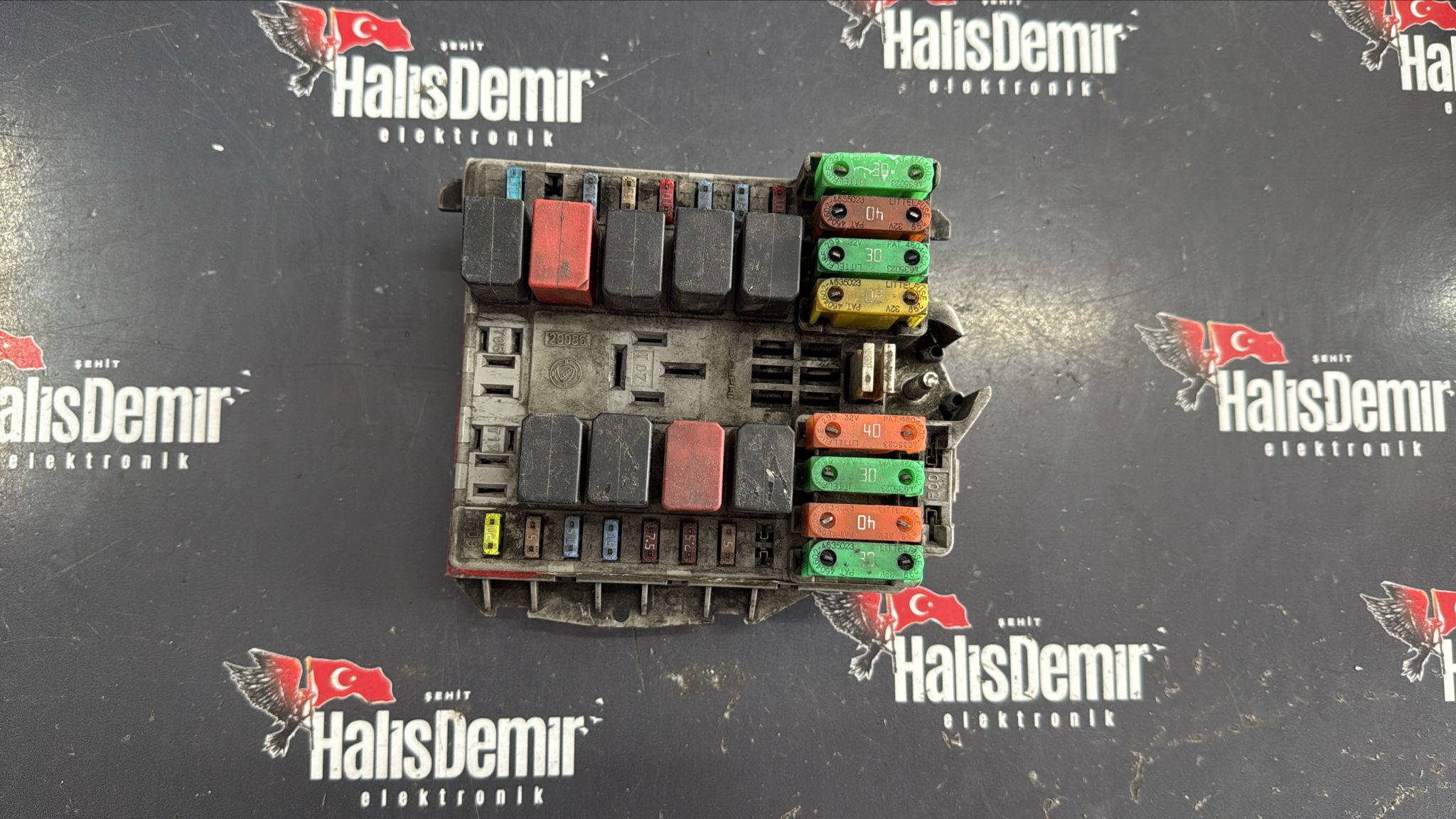 İVECO DAİLY SİGORTA KUTUSU 69501171