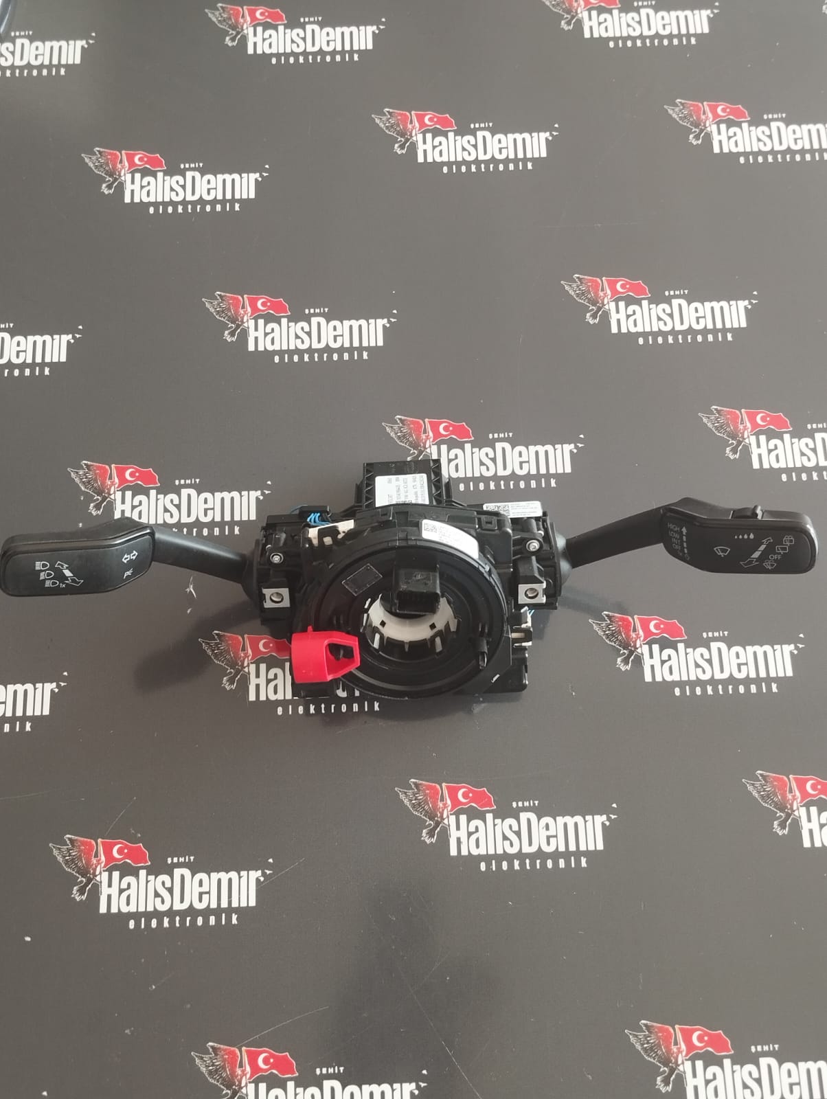 5Q1953507 SARGILI SİNYAL KOLU VW GOLF 7 