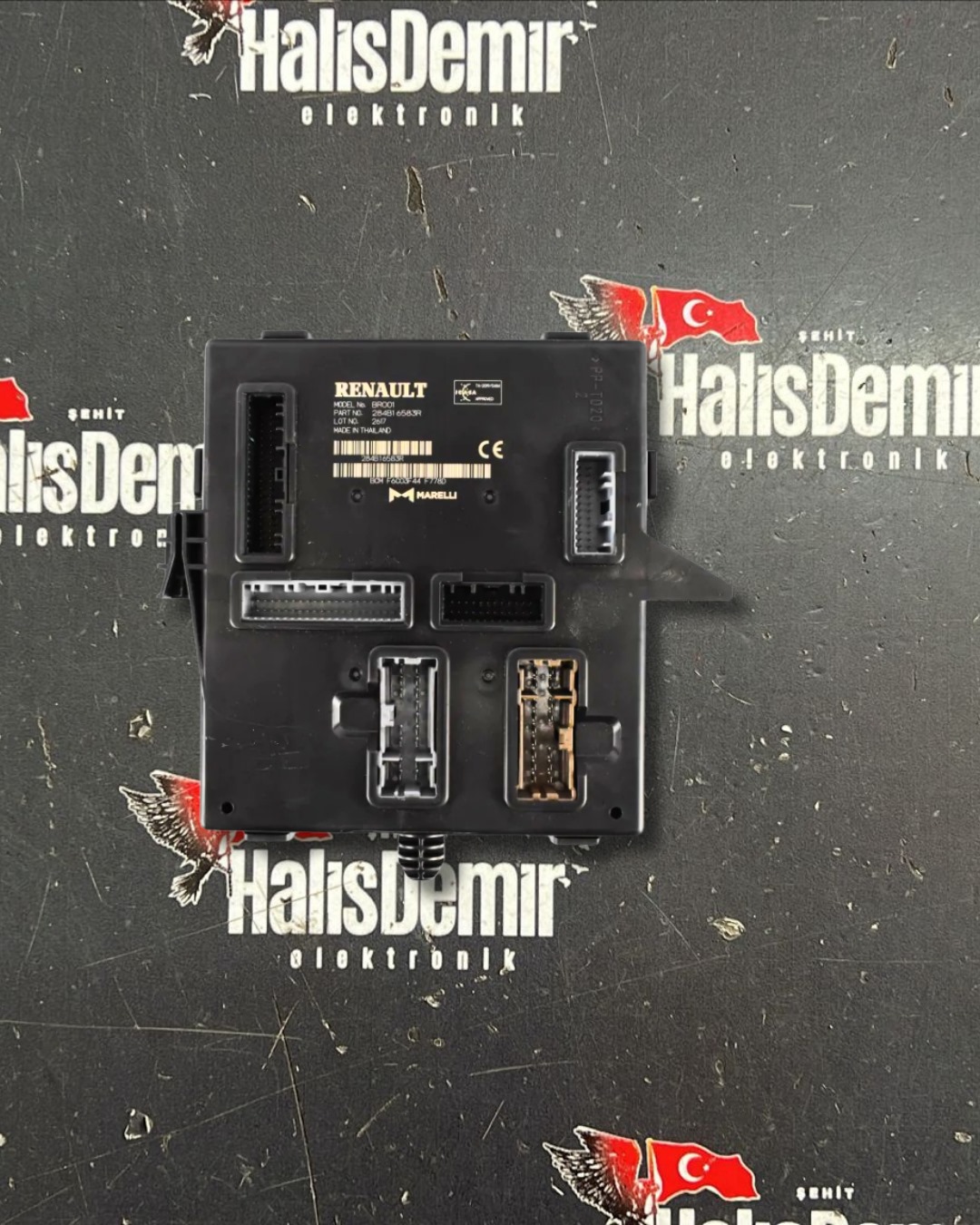 DACİA JOGGER SANDERO UCH BEYNİ 284B16583R