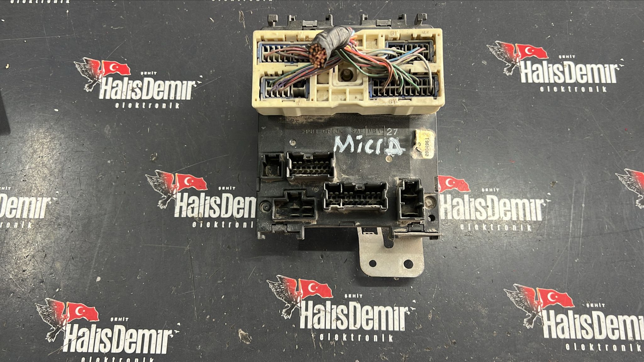 NİSSAN MİCRA SİGORTA KUTUSU