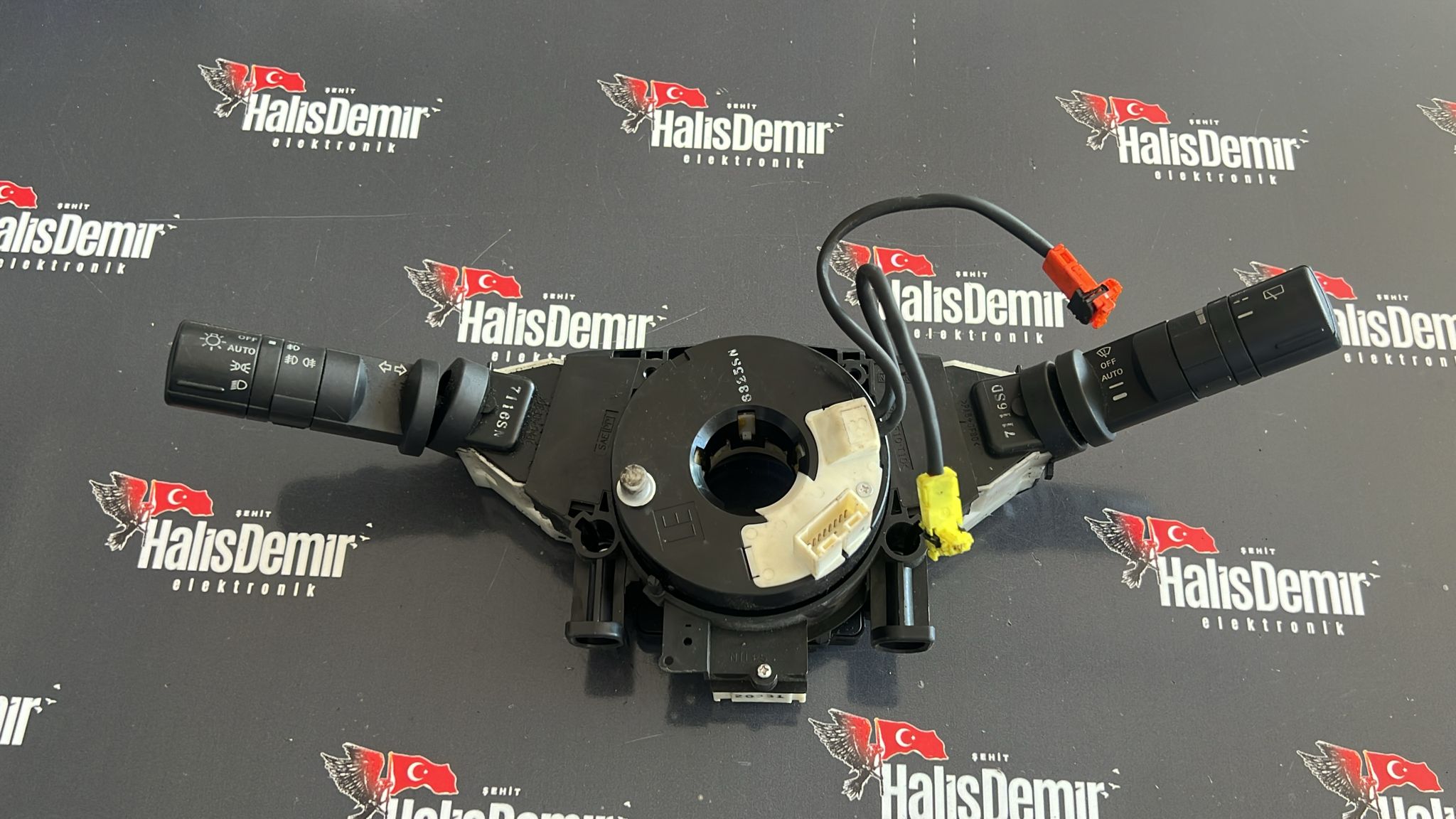 NİSSAN QASHQAİ  SİNYAL SİLECEK KOLU VE AÇI SENSÖRÜ 0265005514 7116SD 7116SN