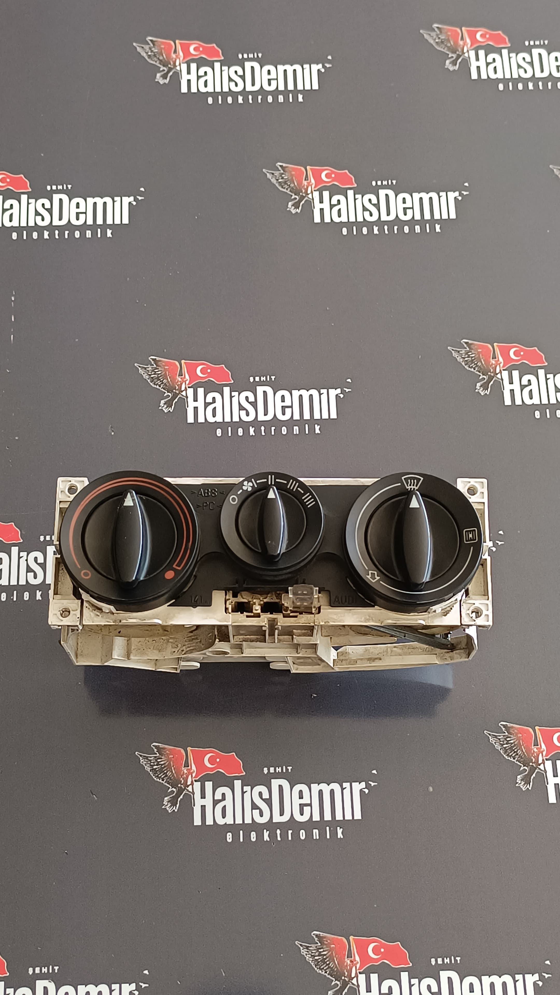 Seat Toledo II (1M) Leon Klima kontrol ünitesi modülü 1M0820045A