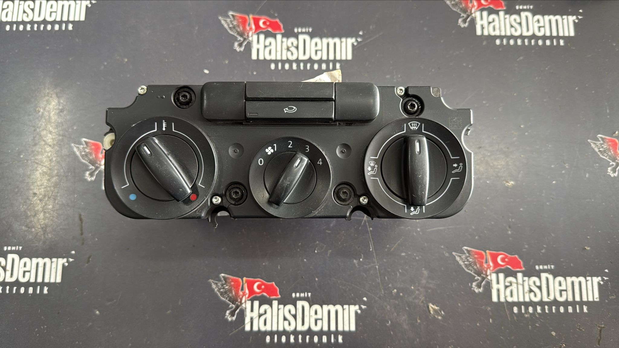 VOLKSWAGEN CADDY KALORİFER KLİMA KONTROL PANELİ ÇIKMA ORJİNAL