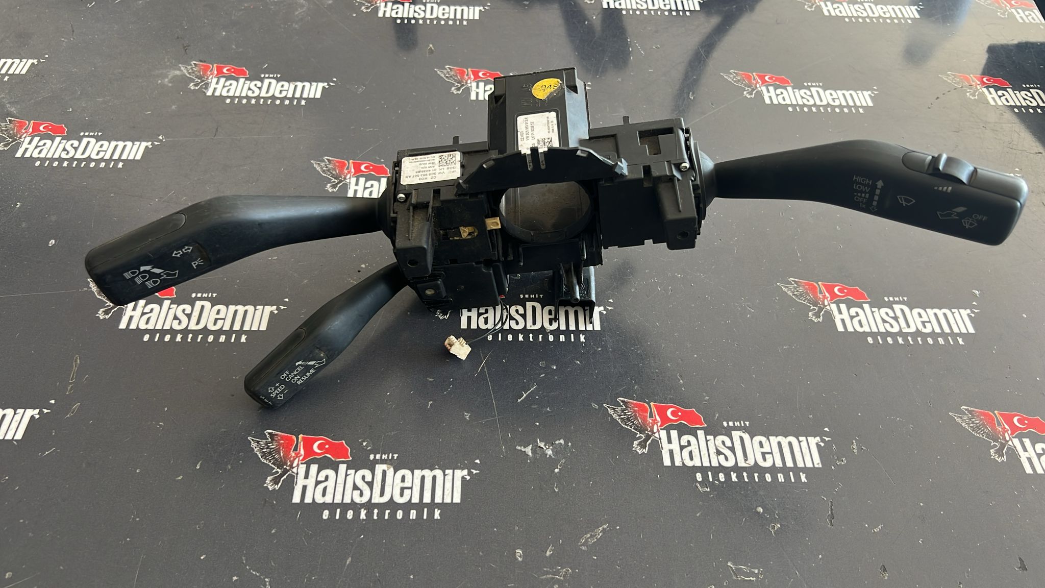 VW PASSAT B6 SİNYAL SİLECEK KOLU 3C5953513R